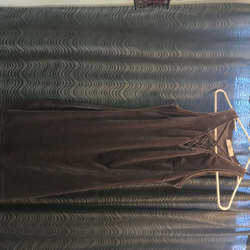 Velvet body con dress
